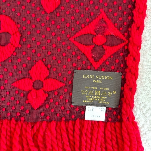 Louis Vuitton LV Monogram Logomania Wool Red Scarf - Picture 5 of 7